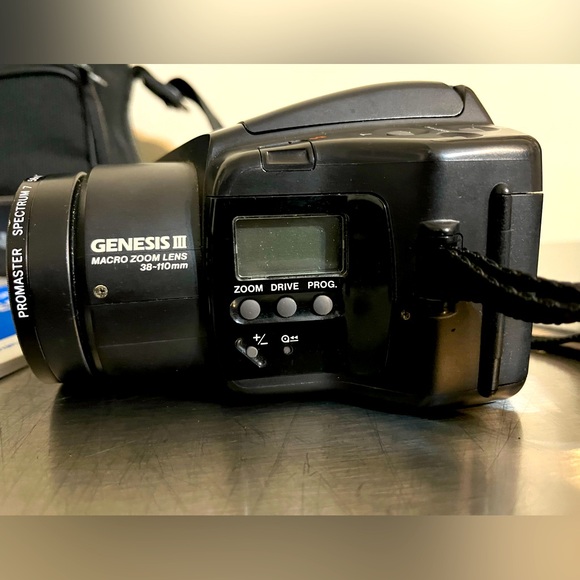 Chinon Genesis III Macro Zoom Lens 38-110mm Automatic Point Shoot Film Camera - Picture 15 of 15